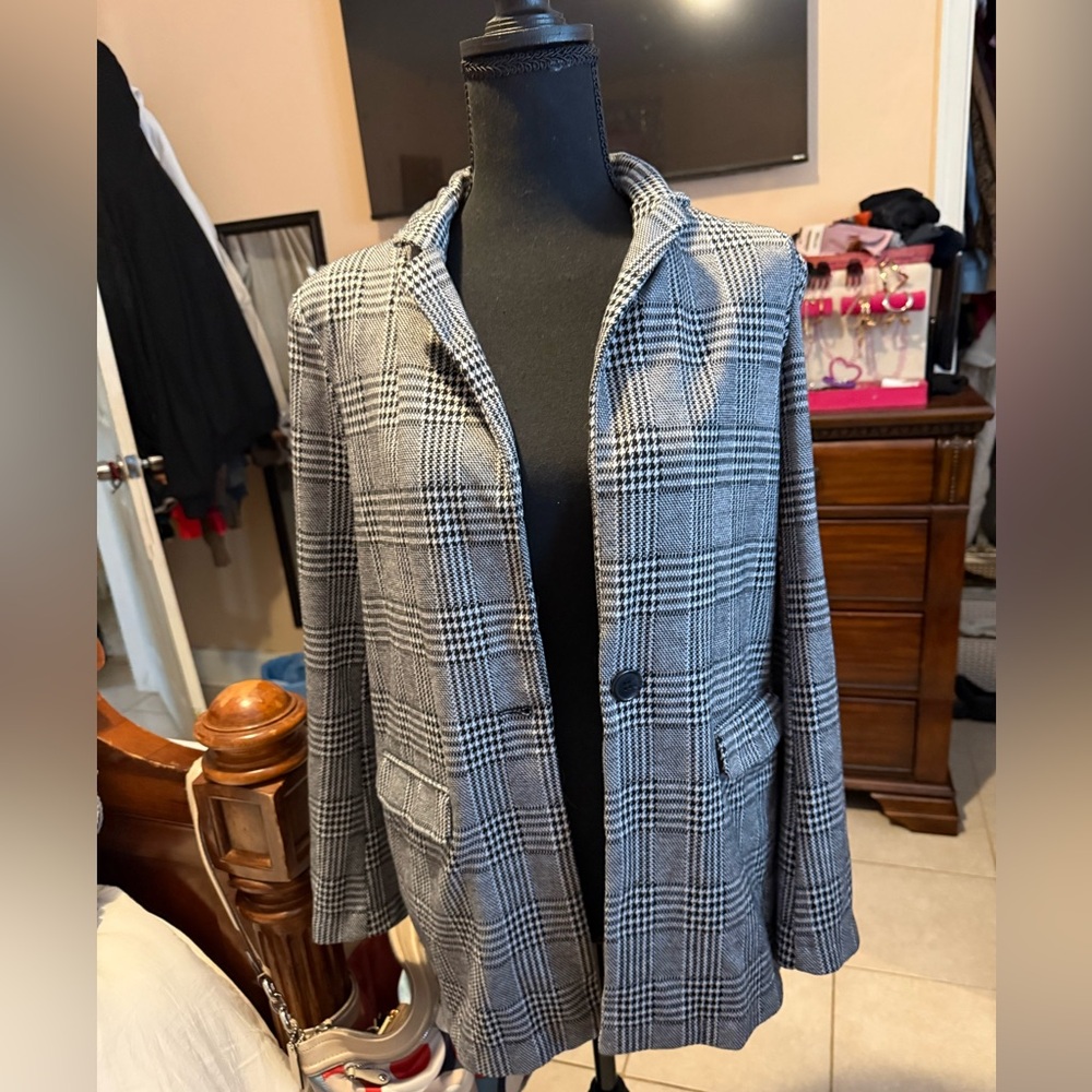 Love Tree Black and White Plaid Blazer